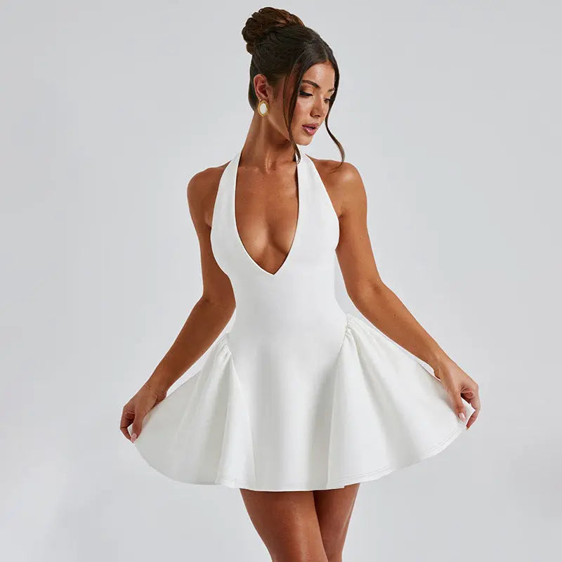 Robe courte à dos-nu style glamour contemporain - ComfySweet