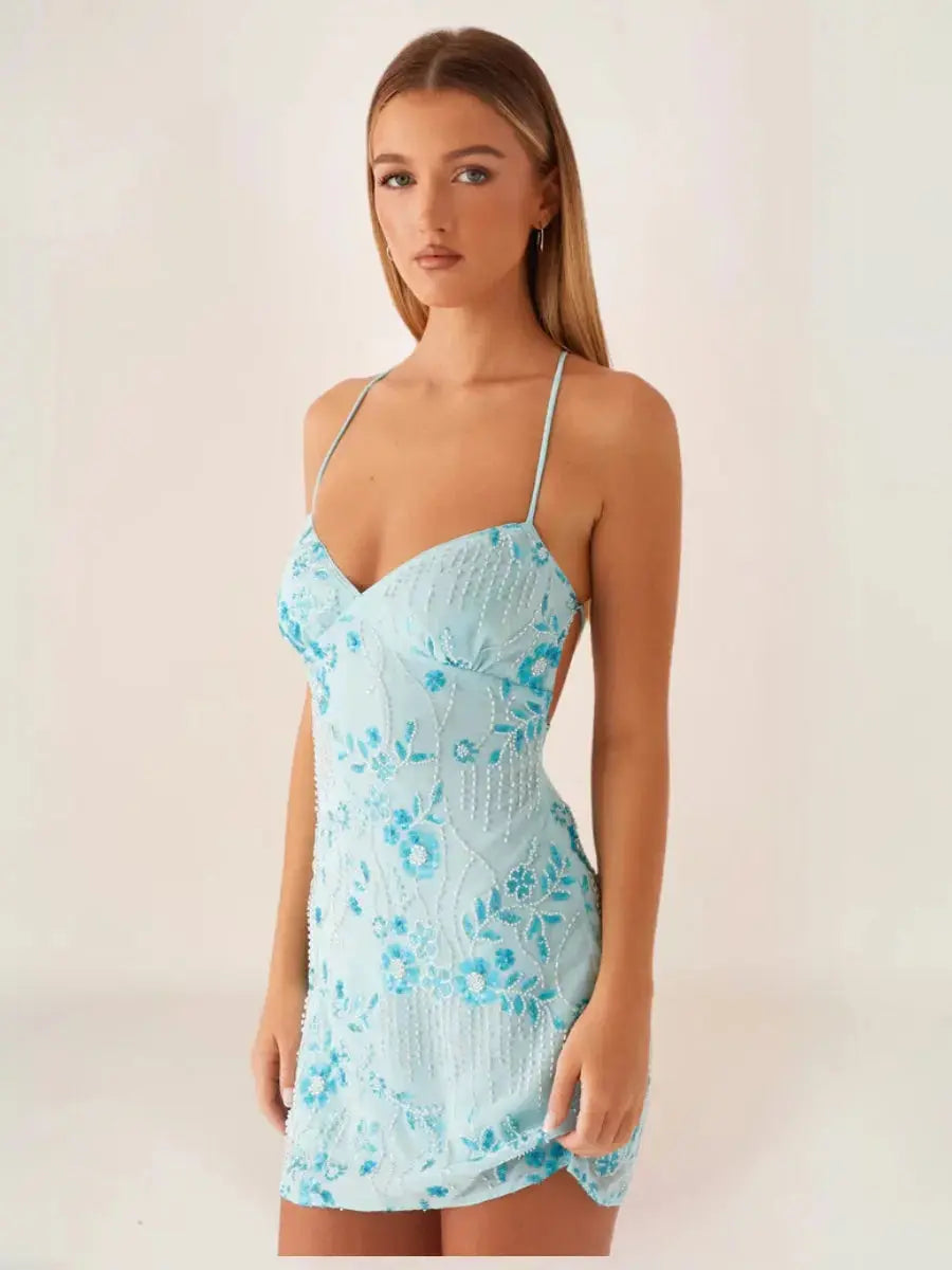 Nayla Robe Courte Brodée Dos Lacé Bleue - ComfySweet