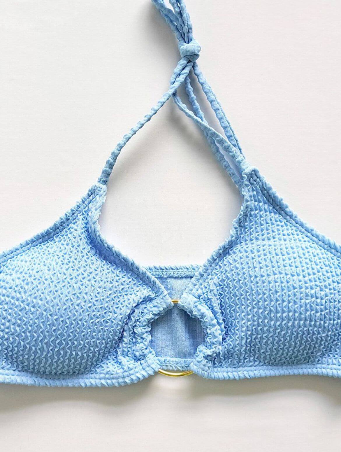 Bikini 3 pièces gaufré avec jupe cache-maillot