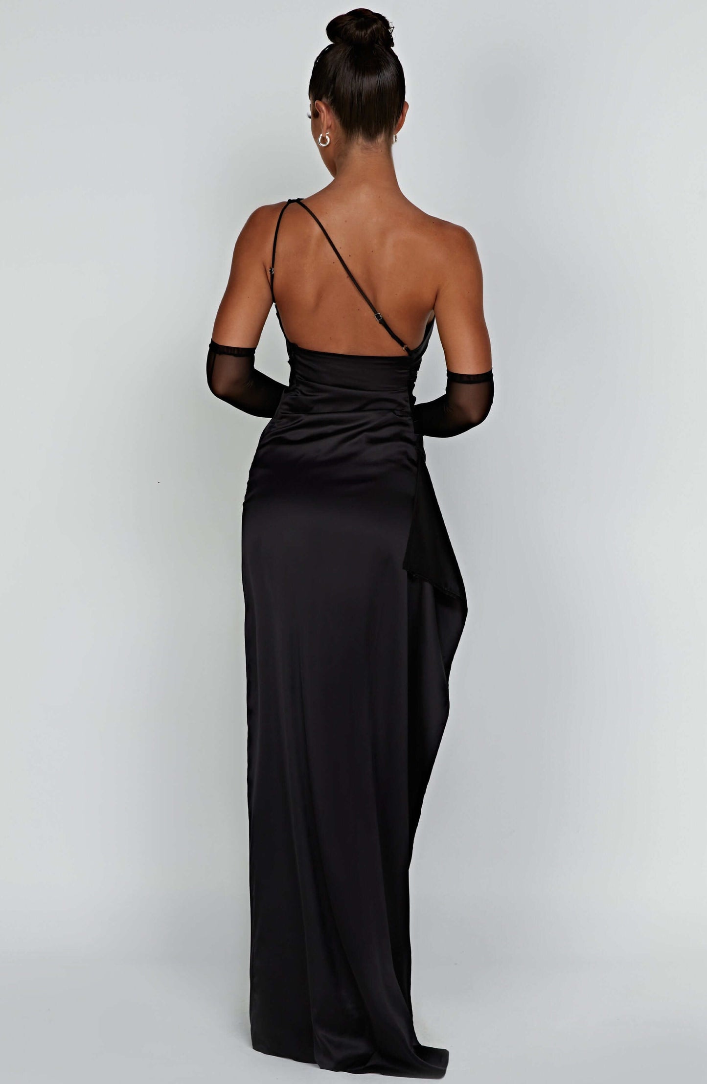 Robe maxi à fente haute en satin