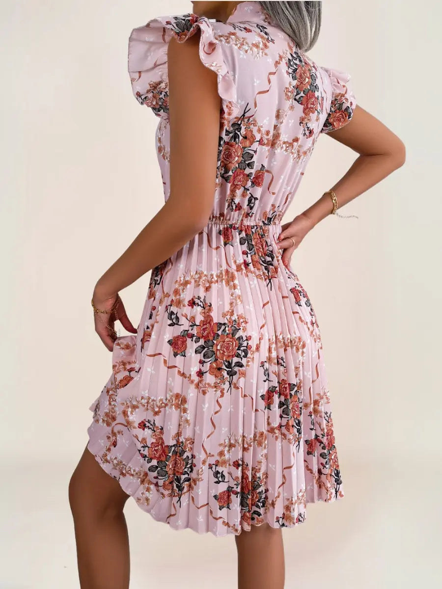 Robe bohème plissée à imprimé floral et col lavallière - ComfySweet