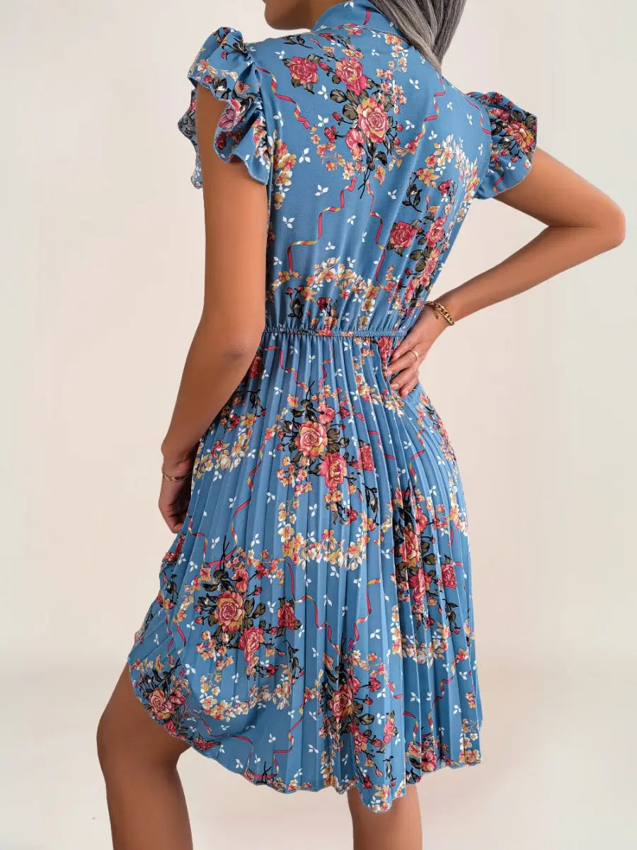 Robe bohème plissée à imprimé floral et col lavallière - ComfySweet