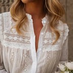 Blouse blanche brodée à volants