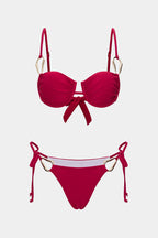 Bikini à nouer rouge à bijoux dorés