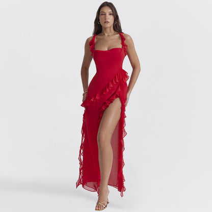Robe bustier asymétrique à volants cascade et fente sensuelle