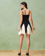 Soleia Mini-robe noire contrastée