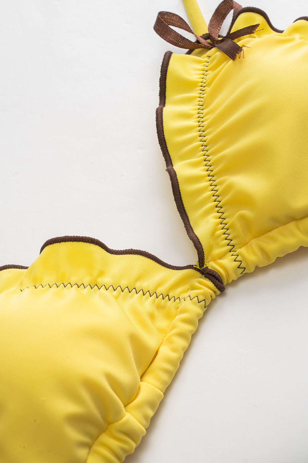 Bikini 2 pièces à volants et fronces