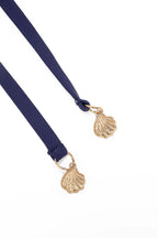 Bikini triangle bleu marine à bordure dentelle