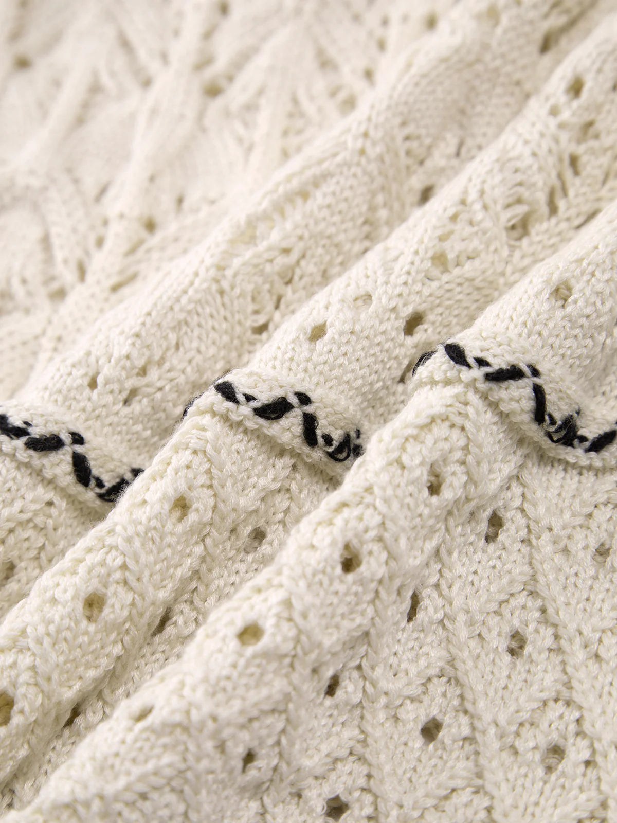 LINA Robe midi à œillets en crochet