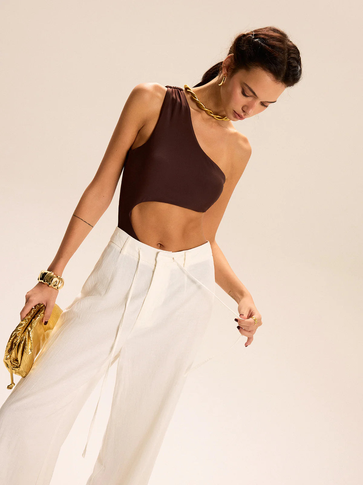 Maillot 1 pièce une épaule asymétrique