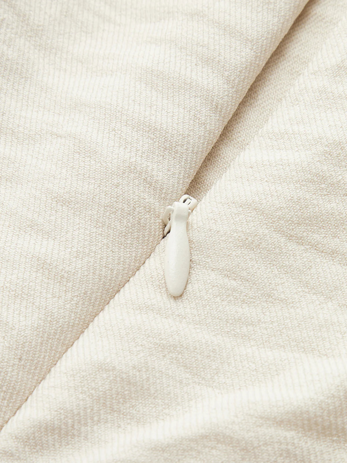 Combinaison asymétrique épaule dénudée