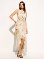 Ensemble crochet sans manches et jupe midi