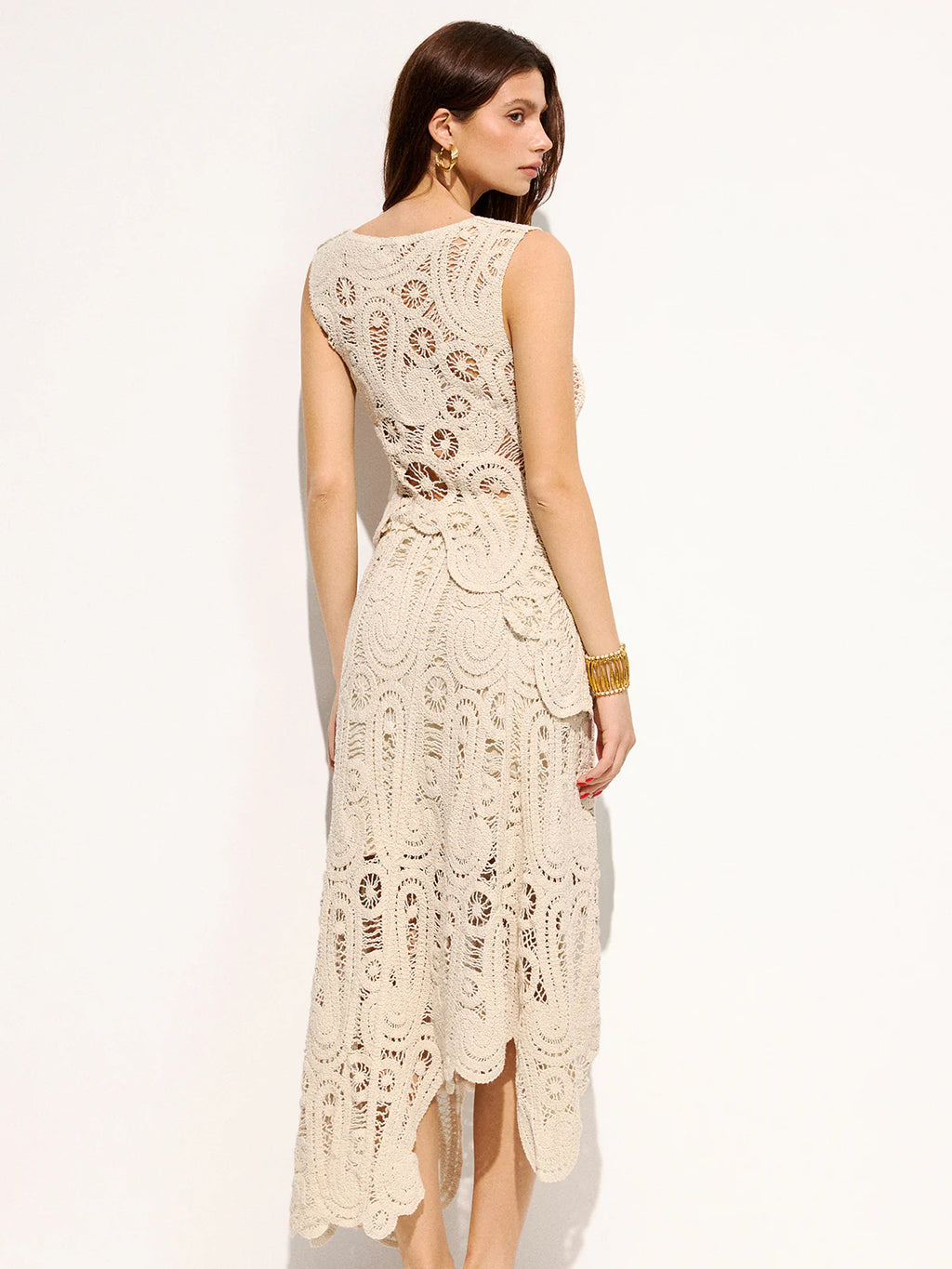 Ensemble crochet sans manches et jupe midi