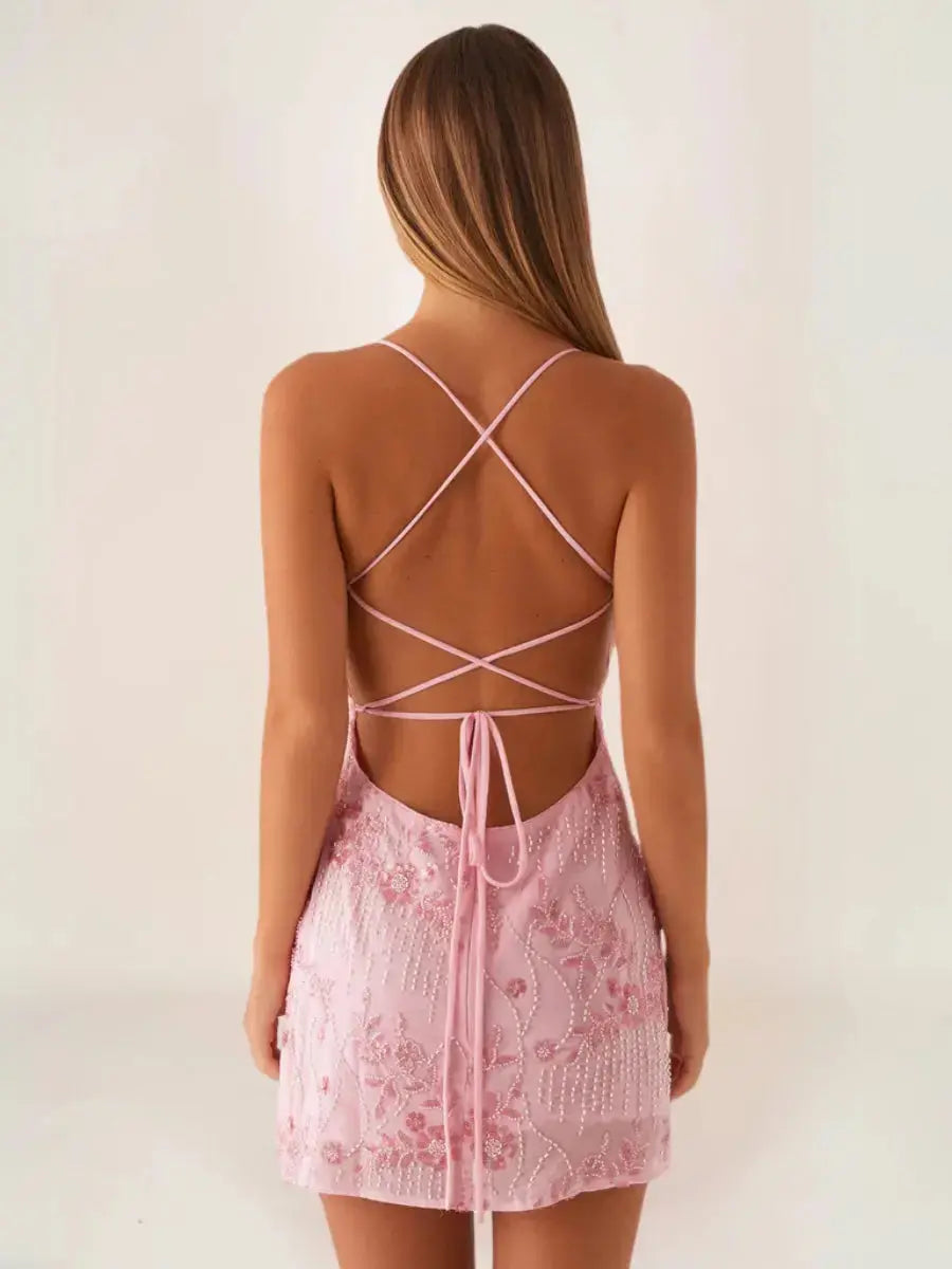 Nayla Robe Courte Brodée Dos Lacé Rose - ComfySweet