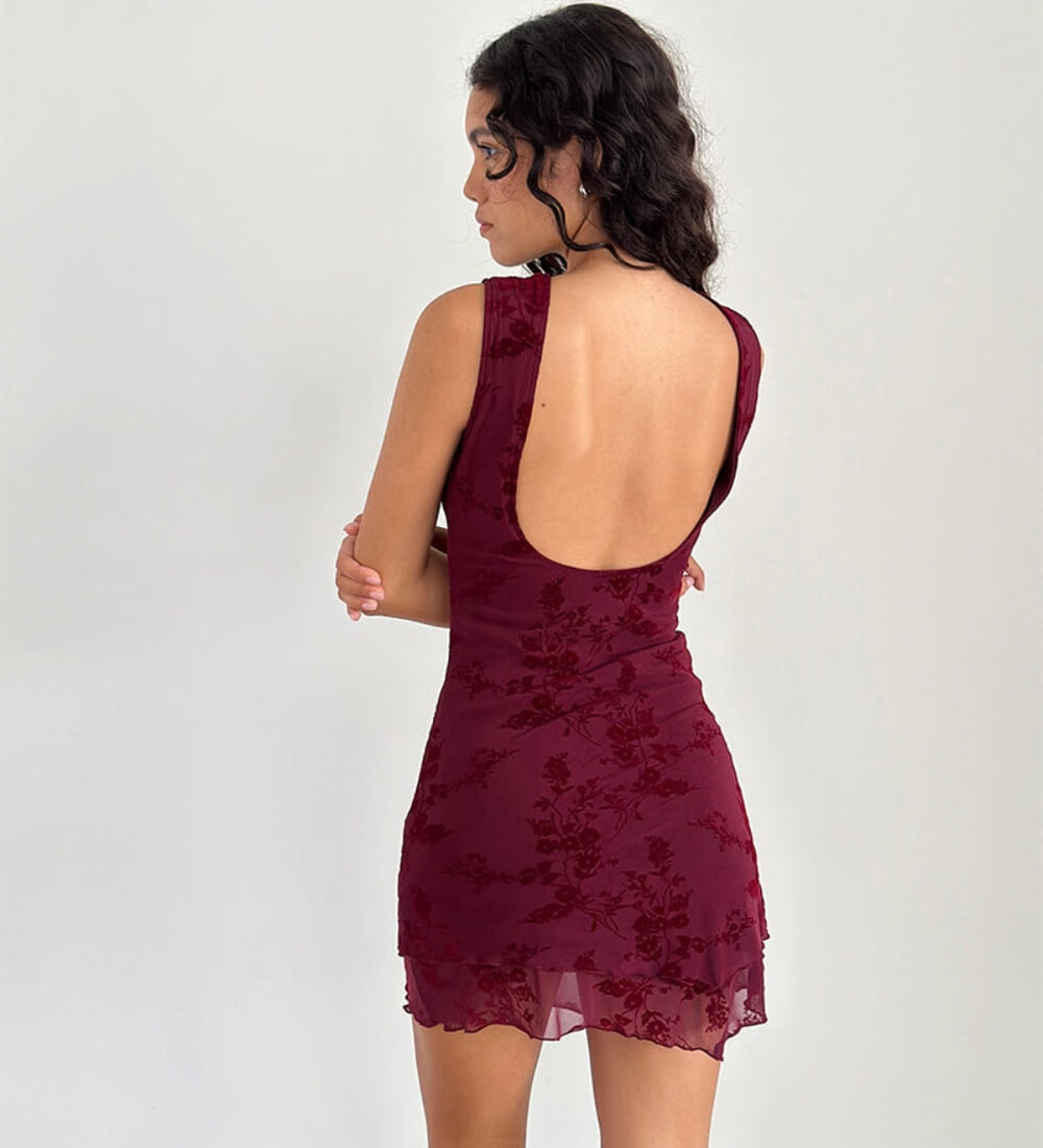 Mini robe à dos nu sans manche Ruby - ComfySweet