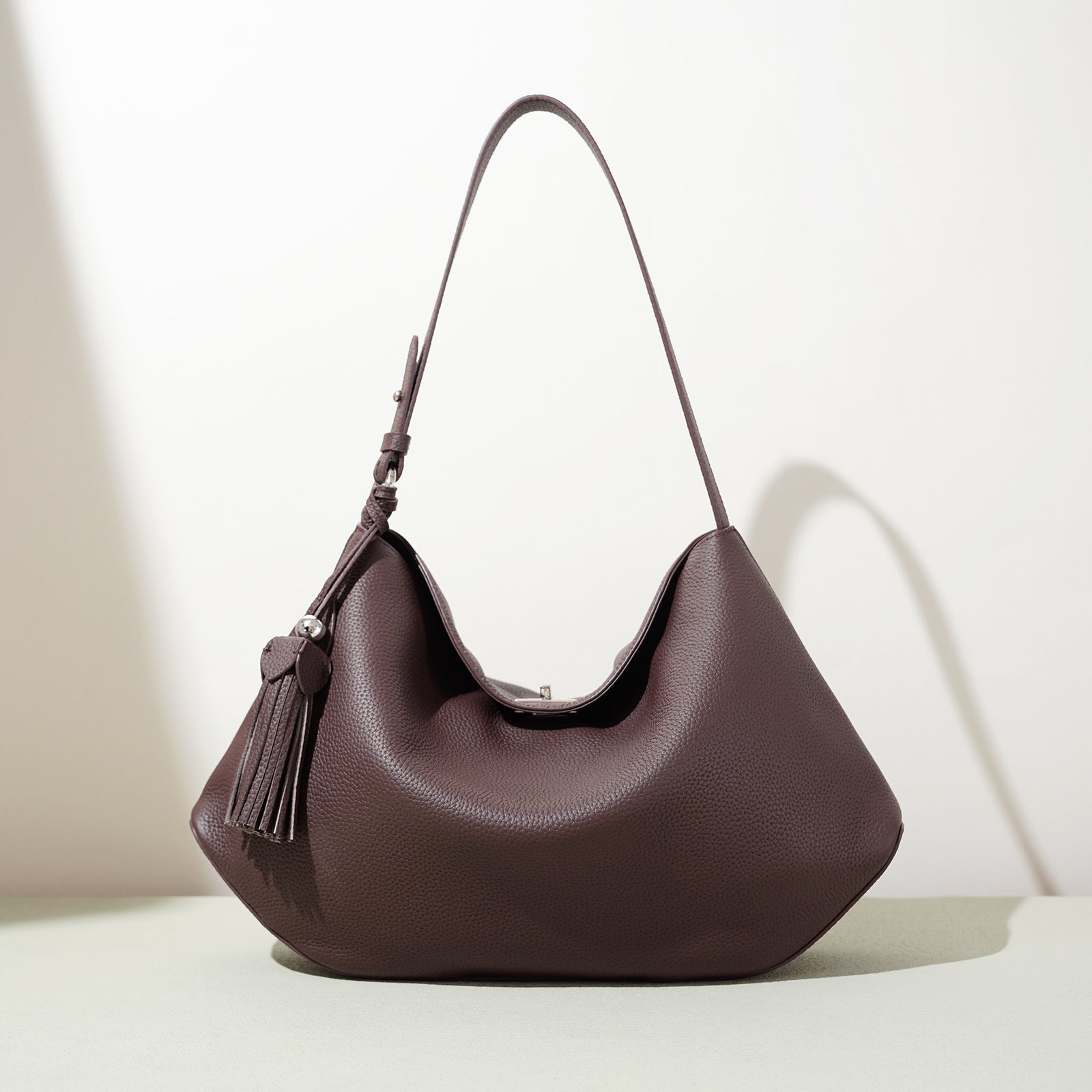 Sac hobo cuir véritable minimaliste