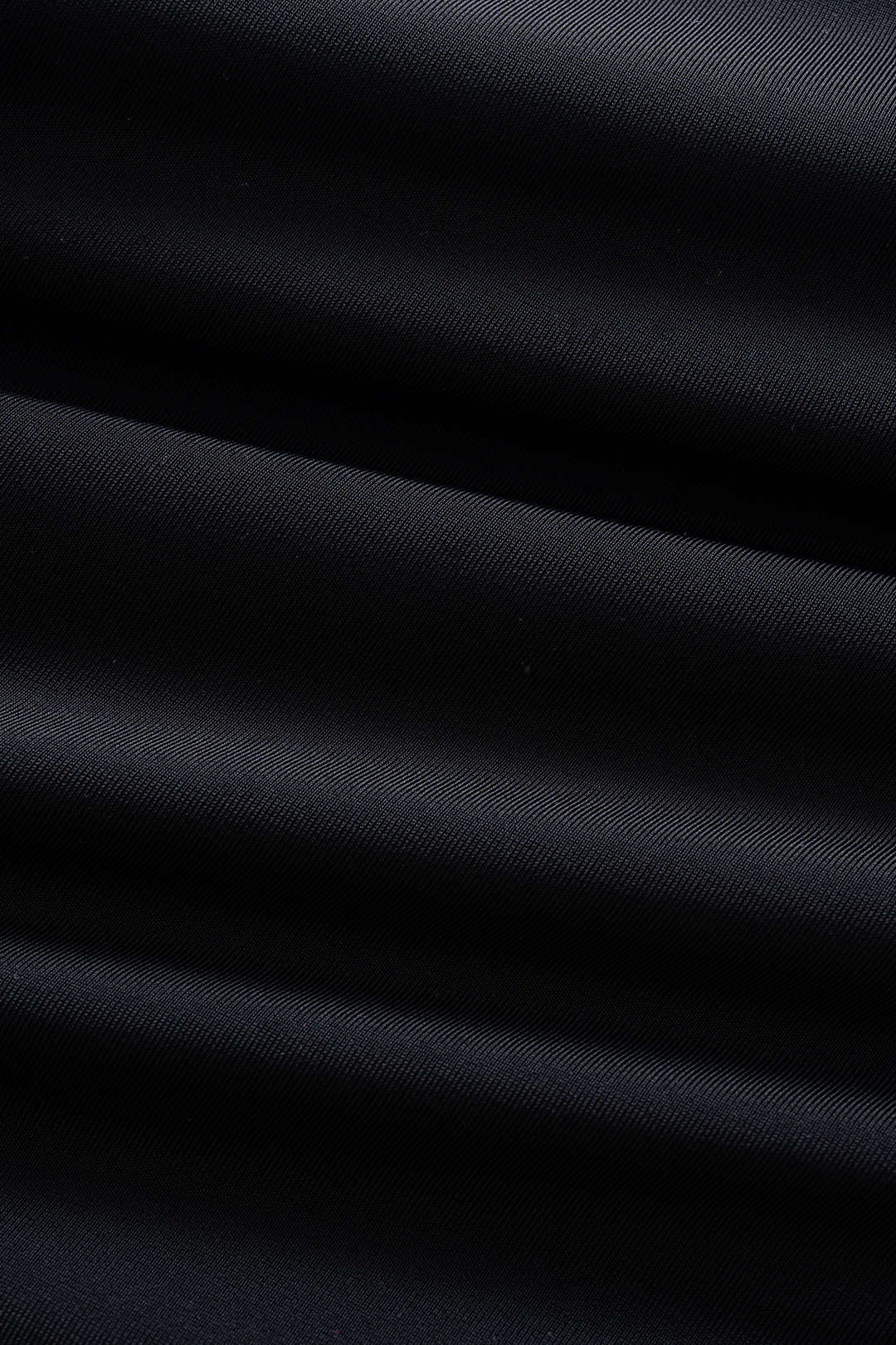 Maillot 1 pièce noir & blanc sculptant