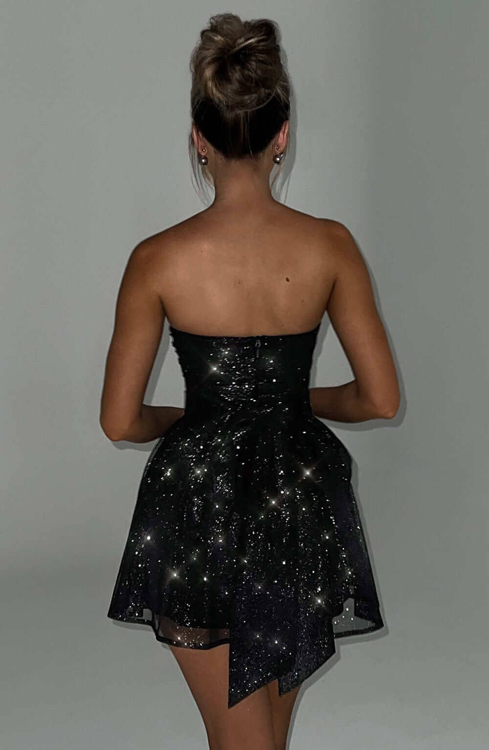 Robe mini effet corset volumineuse à dos noué