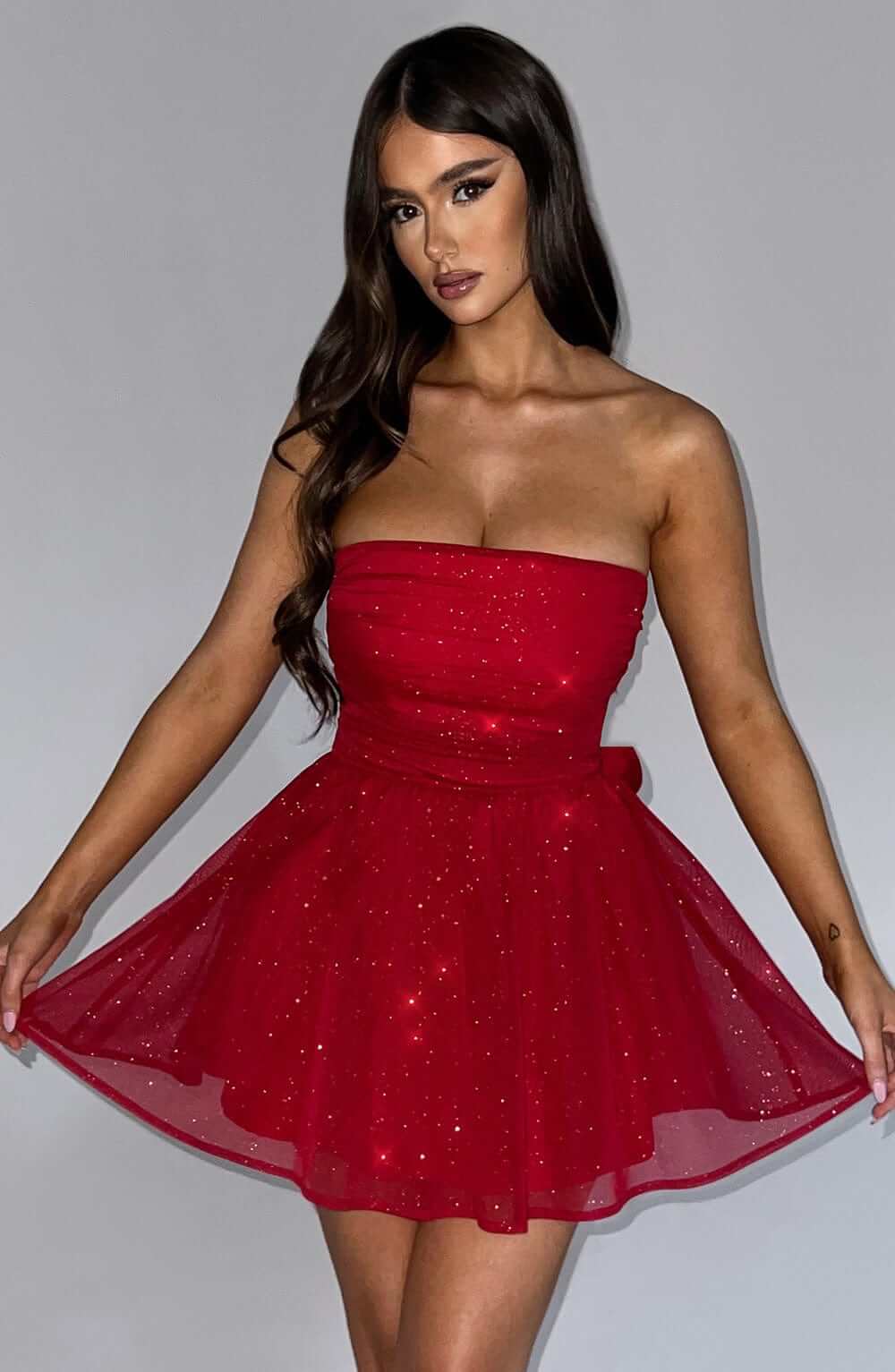 Robe mini effet corset volumineuse à dos noué